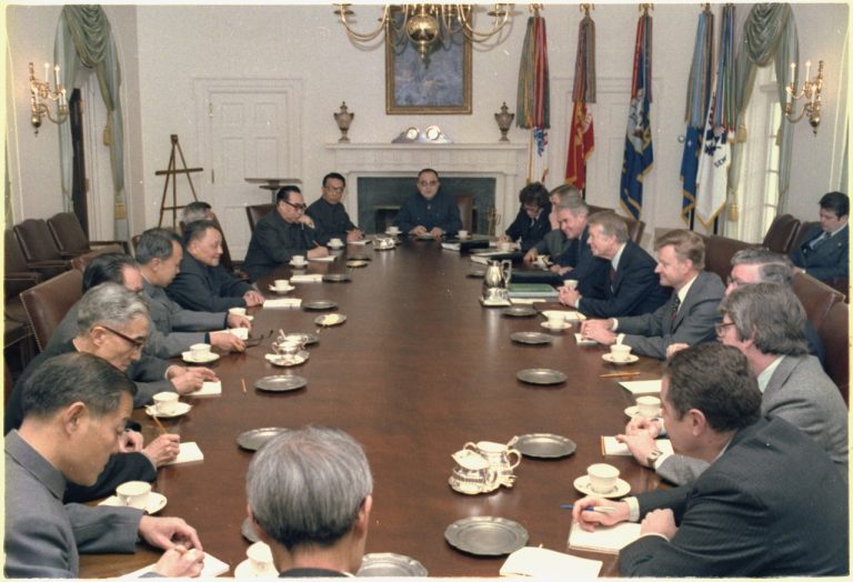 未曾言说的秘密：中美关系正常化谈判解密档案（十一)