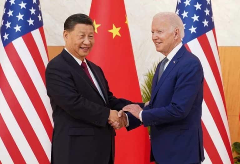拜习会晤使不断下滑的关系稳定下来，美对华战略的争论继续
