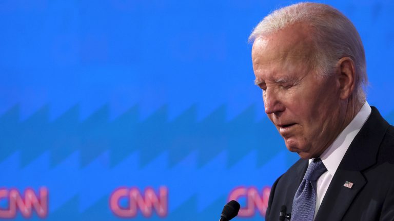 书评：《原罪》展示了拜登的家人和智囊如何掩饰他的智力衰退和体力不支