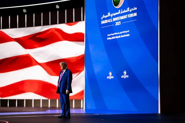 特朗普向中东承诺：美国不再“指手画脚”