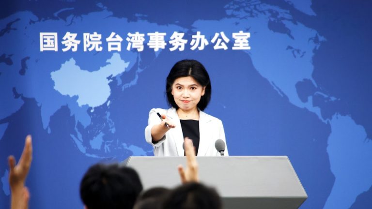 李其泽“旋风”：台湾人要什么样的“一国两制”